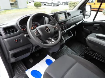 Renault Master skrzynia plandeka 8 palet 165KM 593824 - srodek