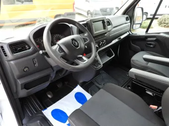 Renault Master skrzynia plandeka 9 palet 165KM 755938 - srodek