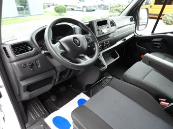 Renault Master skrzynia plandeka 10 palet 165KM 798855 - srodek