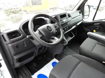 Renault Master skrzynia plandeka 10 palet 165KM 941360 - srodek