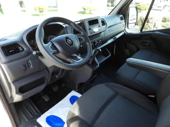 Renault Master skrzynia plandeka 10 palet 165KM 958918 - srodek