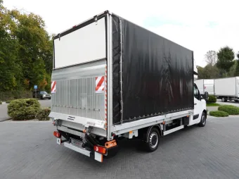 Renault Master skrzynia plandeka 9 palet 165KM 363881 - tyl