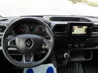 Renault Master skrzynia plandeka 10 palet 165KM 104473 - wnetrze