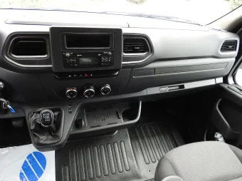 Renault Master skrzynia plandeka 10 palet 165KM 106876 - wnetrze