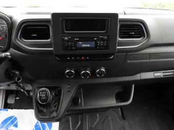 Renault Master skrzynia plandeka 10 palet 165KM 162171 - wnetrze