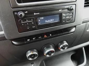 Renault Master skrzynia plandeka 10 palet 165KM 276004 - wnetrze