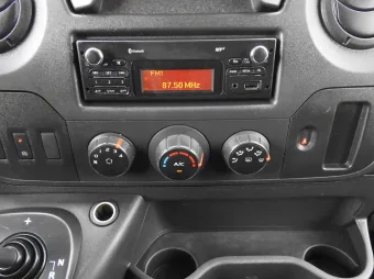 Renault Master skrzynia plandeka 10 palet 170KM 337511 - wnetrze