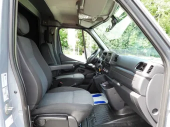 Renault Master skrzynia plandeka 10 palet 165KM 363249 - wnetrze