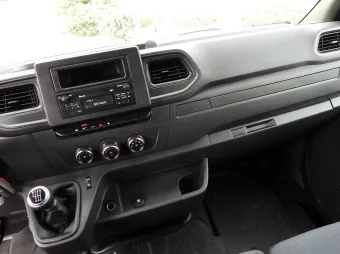 Renault Master skrzynia plandeka 10 palet 165KM 363682 - wnetrze