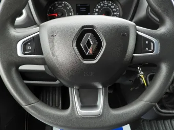 Renault Master skrzynia plandeka 10 palet 165KM 430338 - wnetrze