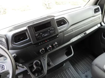 Renault Master skrzynia plandeka 10 palet 165KM 553225 - wnetrze