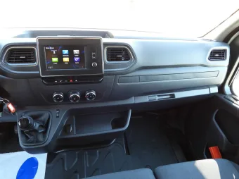 Renault Master skrzynia plandeka 10 palet 165KM 560534 - wnetrze