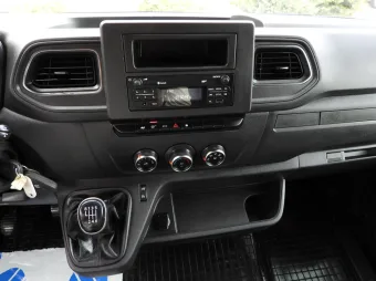 Renault Master skrzynia plandeka 10 palet 165KM 583427 - wnetrze