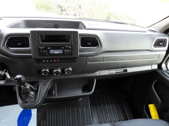 Renault Master skrzynia plandeka 10 palet 165KM 604506 - wnetrze