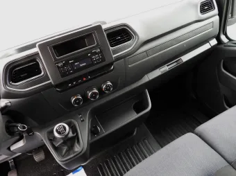 Renault Master skrzynia plandeka 10 palet 165KM 755185 - wnetrze