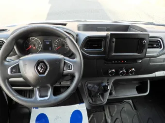 Renault Master skrzynia plandeka 9 palet 165KM 755938 - wnetrze
