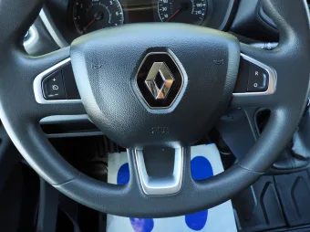 Renault Master skrzynia plandeka 10 palet 165KM 799350 - wnetrze