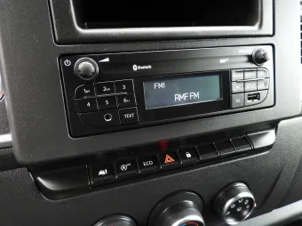 Renault Master skrzynia plandeka 10 palet 165KM 799364 - wnetrze