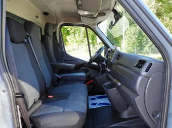 Renault Master skrzynia plandeka 10 palet 165KM 958825 - wnetrze