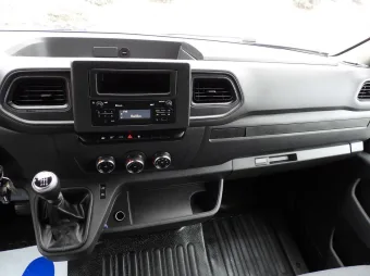 Renault Master skrzynia plandeka 10 palet 165KM 014916 - wyposazenie