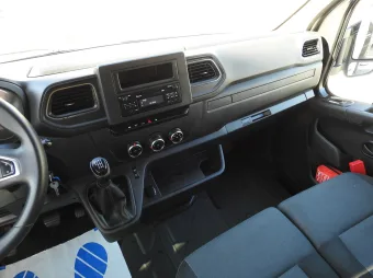 Renault Master skrzynia plandeka 10 palet 165KM 088722 - wyposazenie