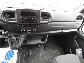 Renault Master skrzynia plandeka 10 palet 165KM 527917 - wyposazenie
