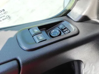 Renault Master skrzynia plandeka 10 palet 165KM 541728 - wyposazenie