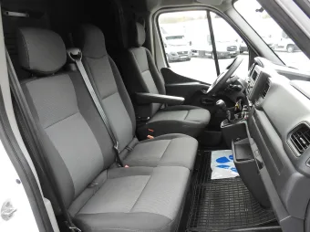 Renault Master skrzynia plandeka 10 palet 165KM 549550 - wyposazenie