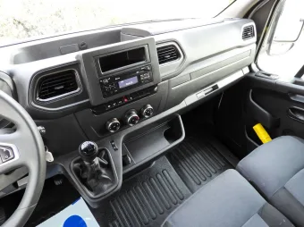 Renault Master skrzynia plandeka 10 palet 165KM 604506 - wyposazenie