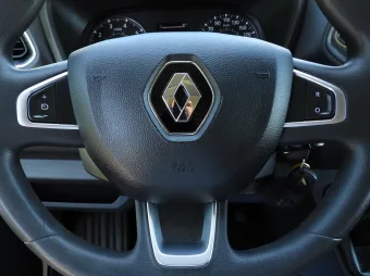 Renault Master skrzynia plandeka 10 palet 165KM 634441 - wyposazenie