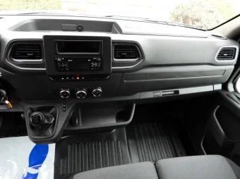 Renault Master skrzynia plandeka 10 palet 165KM 798766 - wyposazenie