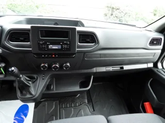 Renault Master skrzynia plandeka 10 palet 165KM 798855 - wyposazenie