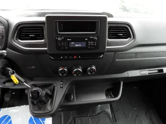 Renault Master skrzynia plandeka 10 palet 165KM 799364 - wyposazenie