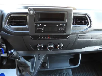 Renault Master skrzynia plandeka 10 palet 165KM 958825 - wyposazenie
