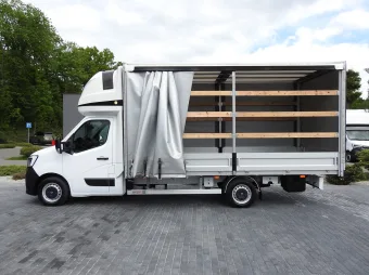 Renault Master skrzynia plandeka 10 palet 165KM 106876 - zaladunek