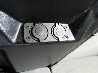 Renault Master skrzynia plandeka 8 palet 165KM 593824 - zewnatrz