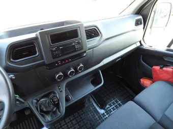Renault Master skrzynia 8 palet 165KM 821393 - radio