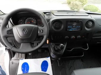 Renault Master skrzynia 130KM 382784 - siedzenia