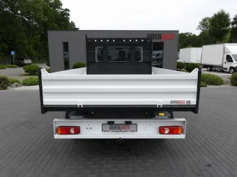 Renault Master wywrotka 130KM 772062 - bok tyl