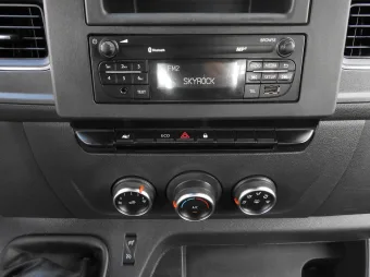 Renault Master wywrotka 130KM 914253 - detal