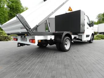 Renault Master wywrotka 130KM 385012 - kierownica