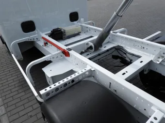 Renault Master wywrotka 145KM 222901 - kokpit