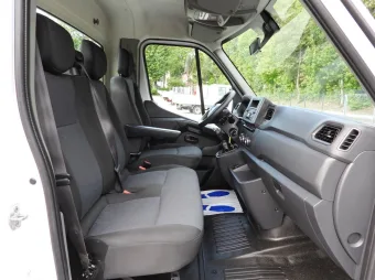 Renault Master wywrotka 145KM 222901 - konsola