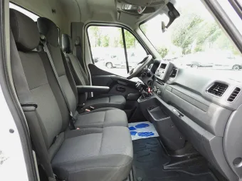Renault Master wywrotka 130KM 914253 - konsola