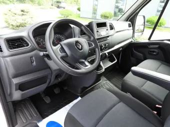 Renault Master wywrotka 145KM 222901 - srodek