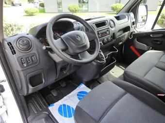 Renault Master wywrotka 130KM 652783 - srodek
