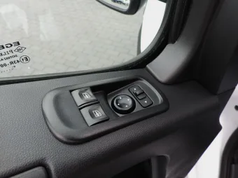 Renault Master wywrotka 130KM 772062 - wnetrze
