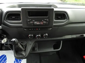 Renault Master wywrotka 165KM 604413 - wyposazenie