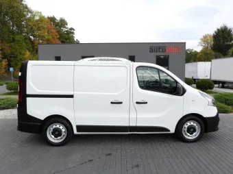 Renault Trafic furgon chłodnia 165KM 449239 - bok prawy