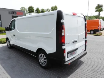 Renault Trafic furgon chłodnia 120KM 895067 - bok tyl